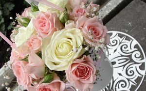 Preview wallpaper roses, bouquets, pot, tape, height