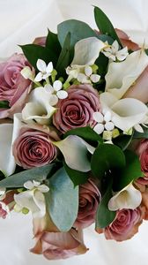 Preview wallpaper roses, calla lilies, flower, leaf, decor, beautifully