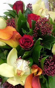 Preview wallpaper roses, calla lilies, orchids, flowers, bouquet, ofromlenie, greens