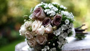 Preview wallpaper roses, carnations, flowers, bouquet, beautiful, composition