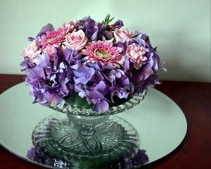 Preview wallpaper roses, chrysanthemums, flowers, bowl, mirror