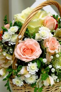 Preview wallpaper roses, chrysanthemums, gypsophila, basket, beautiful