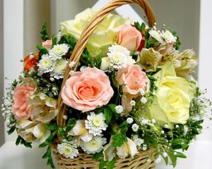 Preview wallpaper roses, chrysanthemums, gypsophila, basket, beautiful