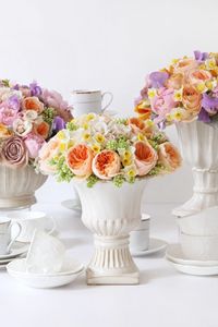 Preview wallpaper roses, daffodils, ranunkulyus, flowers, bouquets, vases, porcelain