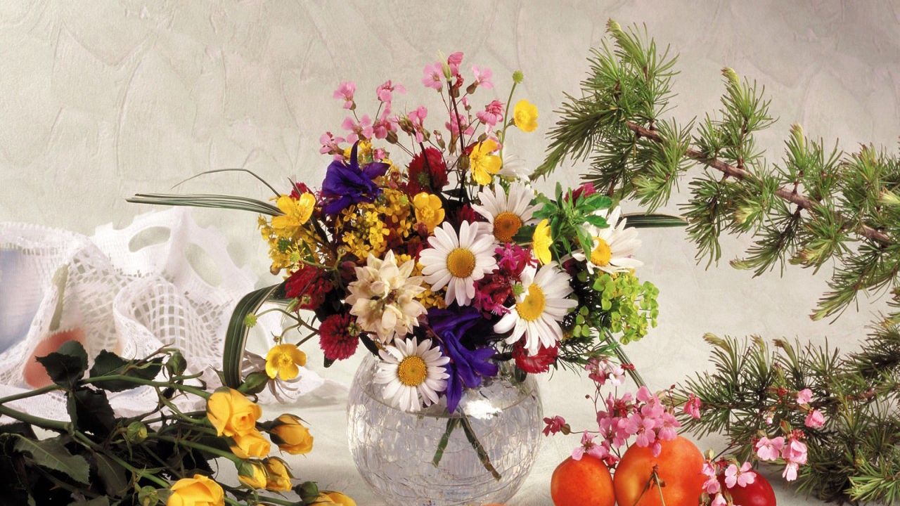 Wallpaper roses, daisies, flowers, field, flower, vase, fruit, still life