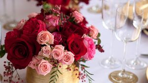 Preview wallpaper roses, design, berries, wine glasses, table