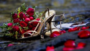 Preview wallpaper roses, flower, petals, romance, shoes