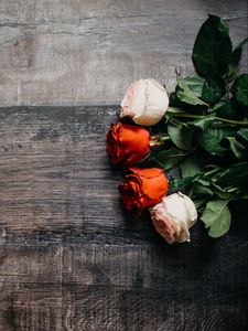 Preview wallpaper roses, flowers, bouquet, wood, composition