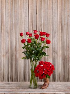 Preview wallpaper roses, flowers, bouquet, composition, aesthetics