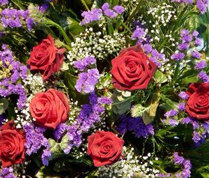Preview wallpaper roses, flowers, bouquet, gypsophila, beauty