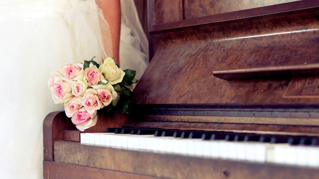 Wallpaper roses, flowers, bouquet, piano, music, bride