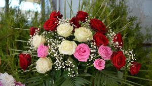 Preview wallpaper roses, flowers, bouquet, decoration, gypsophila, beauty