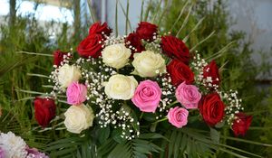 Preview wallpaper roses, flowers, bouquet, decoration, gypsophila, beauty