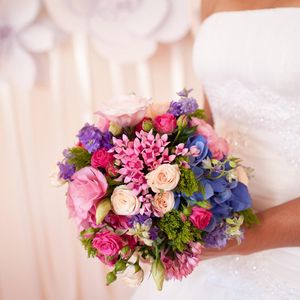 Preview wallpaper roses, flowers, bouquet, bright, bride
