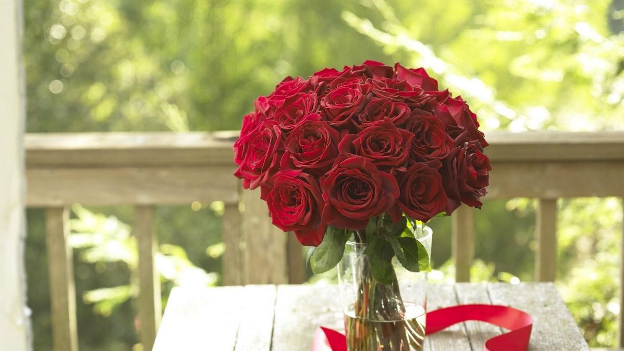 Wallpaper roses, flowers, bouquet, candy, heart, ribbon, veranda