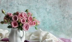 Preview wallpaper roses, flowers, bouquets, pot, scarf, petal