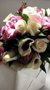 Preview wallpaper roses, flowers, calla lilies, bouquet, decoration, stand