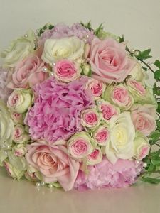 Preview wallpaper roses, flowers, flower, beads, decoration, herbs, twigs, beautiful