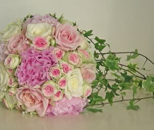 Preview wallpaper roses, flowers, flower, beads, decoration, herbs, twigs, beautiful