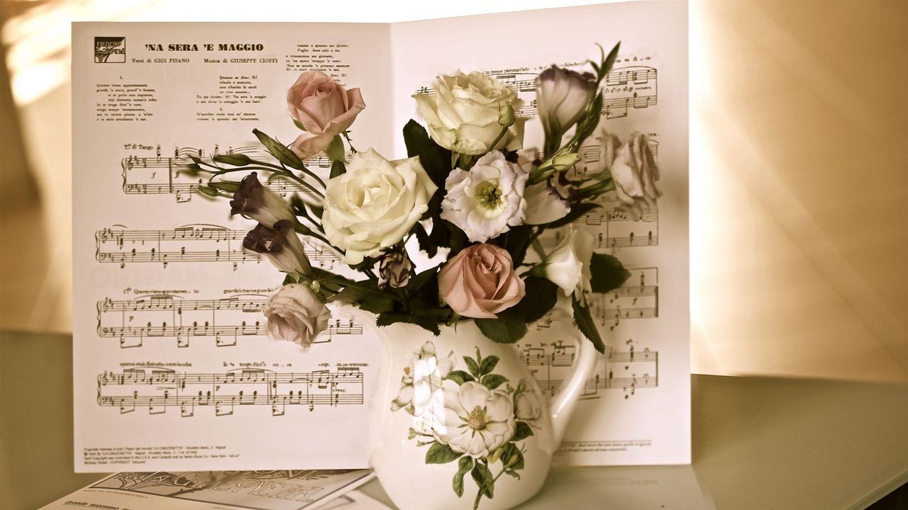 Wallpaper roses, flowers, flower, jar, notes, table