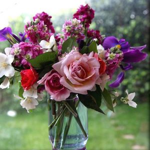 Preview wallpaper roses, flowers, jasmine, bouquet, vase, box