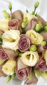 Preview wallpaper roses, flowers, lisianthus russell, bouquet, decoration