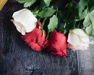 Preview wallpaper roses, flowers, petals, bouquet, composition