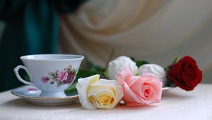 Preview wallpaper roses, flowers, tea, marshmallows, romance