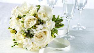 Preview wallpaper roses, freesia, flowers, flower, white, glasses, tape