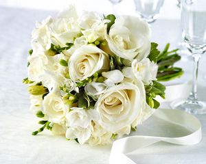 Preview wallpaper roses, freesia, flowers, flower, white, glasses, tape