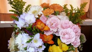 Preview wallpaper roses, freesia, gerbera, flowers, bouquet, decoration