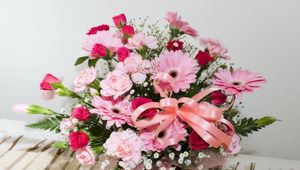 Preview wallpaper roses, gerbera, flower, basket, ribbon, greenery