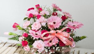 Preview wallpaper roses, gerbera, flower, basket, ribbon, greenery