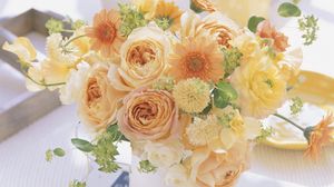 Preview wallpaper roses, gerbera, flower, bouquet, vase, composition