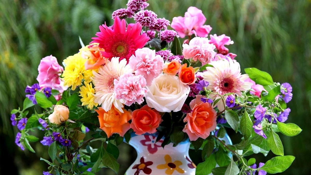 Wallpaper roses, gerberas, carnations, flowers, bouquet, mix, pitcher