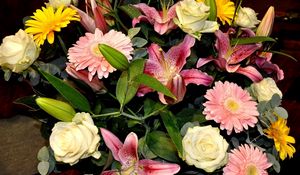 Preview wallpaper roses, gerberas, lilies, flower, leaf