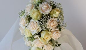 Preview wallpaper roses, gypsophila, bouquet, tenderness