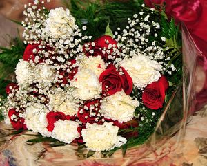 Preview wallpaper roses, gypsophila, carnations, bouquet, decoration