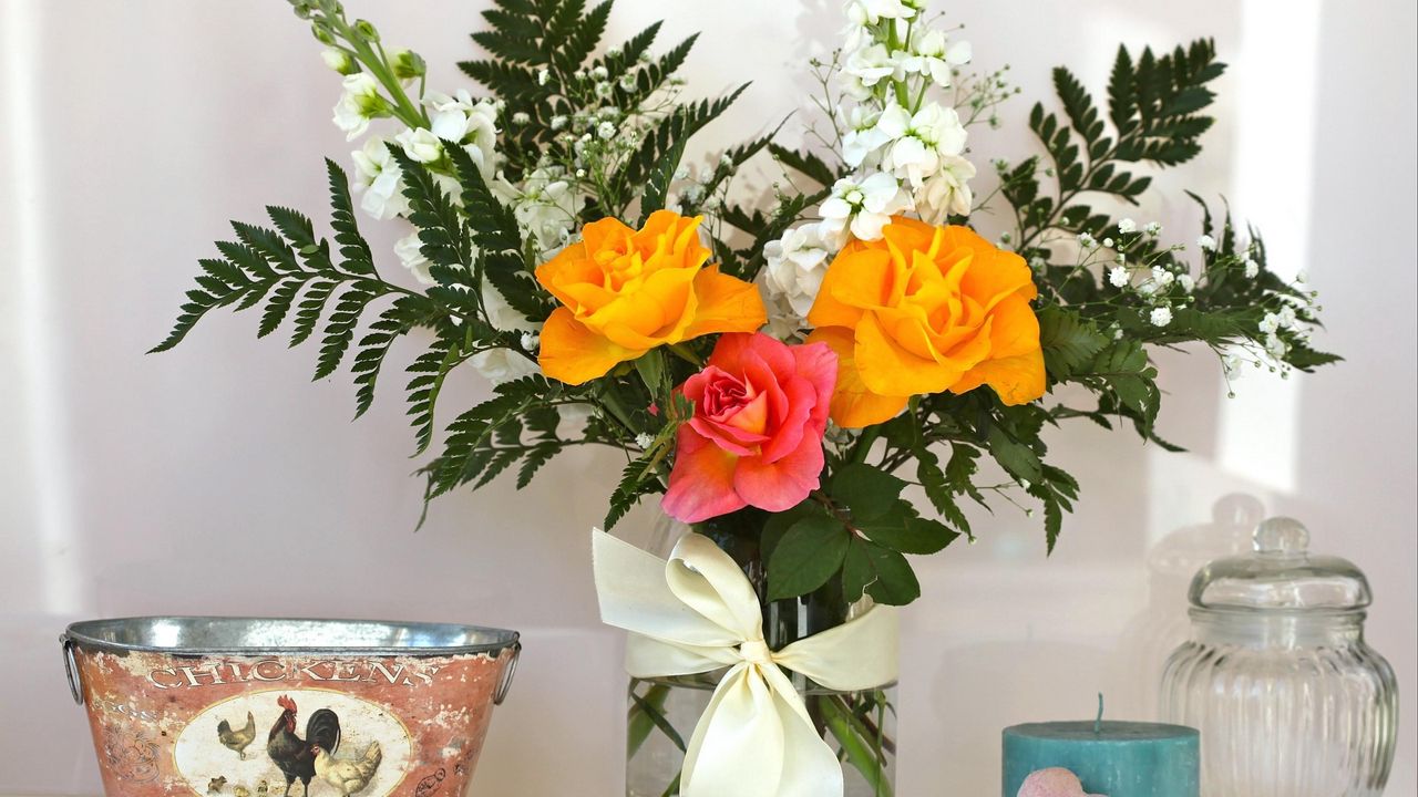 Wallpaper roses, gypsophila, ferns, leaves, jasmine, bouquet, composition, vase, ribbon, candle