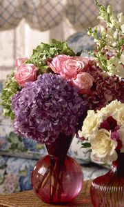 Preview wallpaper roses, hydrangeas, flowers, bouquets, vases, bathroom, interior