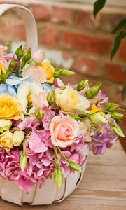 Preview wallpaper roses, hydrangeas, flowers, basket, table