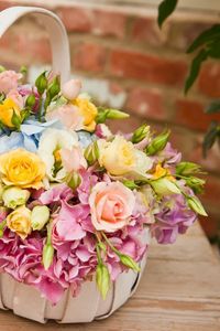 Preview wallpaper roses, hydrangeas, flowers, basket, table