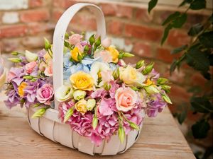 Preview wallpaper roses, hydrangeas, flowers, basket, table