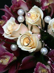Preview wallpaper roses, lilies, bouquet, ring, wedding, beads, happiness, joy