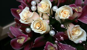 Preview wallpaper roses, lilies, bouquet, ring, wedding, beads, happiness, joy