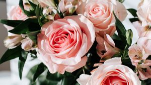 Preview wallpaper roses, lilies, flowers, bouquet