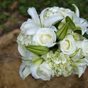 Preview wallpaper roses, lilies, hydrangeas, decoration, white, bouquet