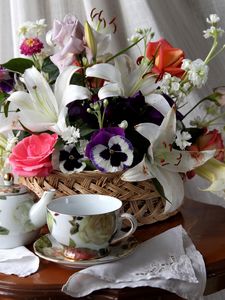 Preview wallpaper roses, lilies, pansies, flower, basket, table, tea