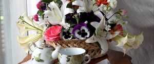 Preview wallpaper roses, lilies, pansies, flower, basket, table, tea