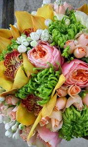 Preview wallpaper roses, lisianthus russell, color, composition, flavor